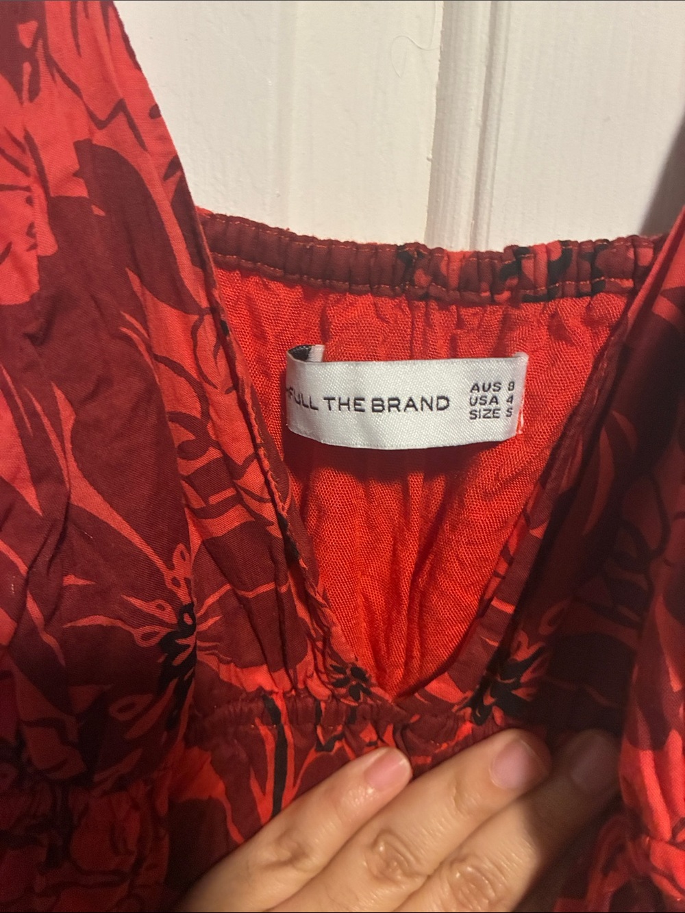 Faithfull the Brand  Tiered
Red Floral Maxi Dress tropical resort size 4 - Picture 4 of 5